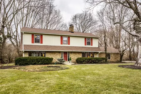 8160 Oakland Rd, Indianapolis, IN 46240