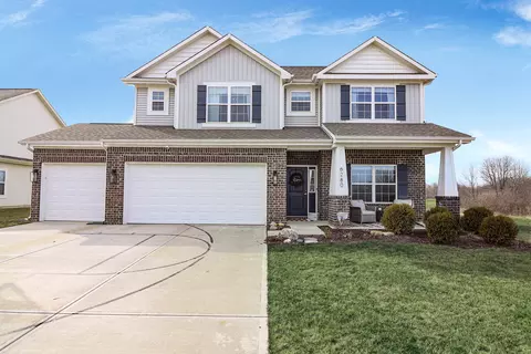 6280 N Cedarwood Dr, Mccordsville, IN 46055