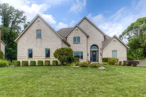 7602 W Old Colony Dr, New Palestine, IN 46163