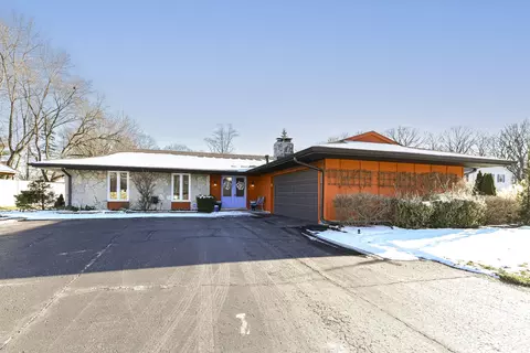 8109 E Orchid Ln, Indianapolis, IN 46219