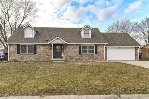 5056 Glenmore Rd, Anderson, IN 46012
