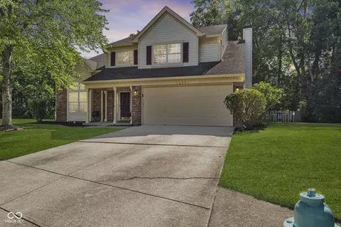 10991 Ridge Ct, Fishers, IN 46038