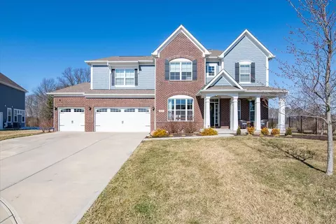 4298 Backstretch Ct, Bargersville, IN 46106