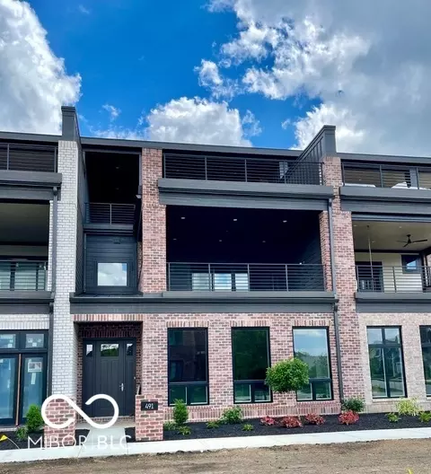 491 Hamlet Dr, Carmel, IN 46032
