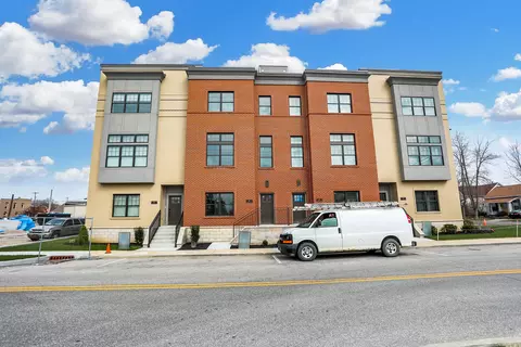 Exterior - 64 E Wayne St #A, Franklin, IN 46131 photo 2 of 11