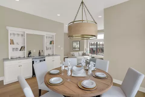 Dining - 64 E Wayne St #A, Franklin, IN 46131 photo 3 of 4