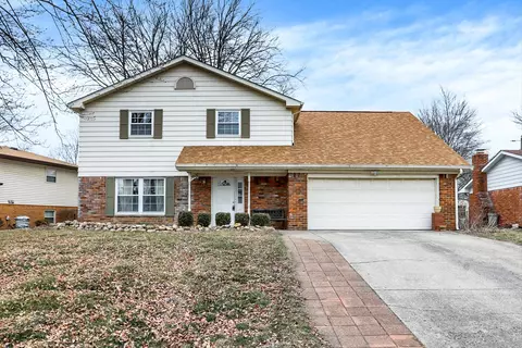 9138 Neptune Dr, Indianapolis, IN 46229