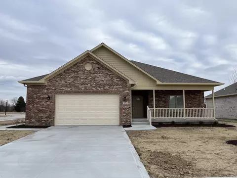 5499 E Shae Lake Dr, Mooresville, IN 46158