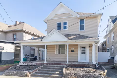 306 S Main St, New Castle, IN 47362