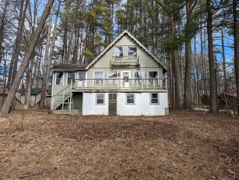 5702 N East Shore Dr, Morgantown, IN 46160