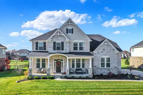 11177 Glen Avon Way, Zionsville, IN 46077
