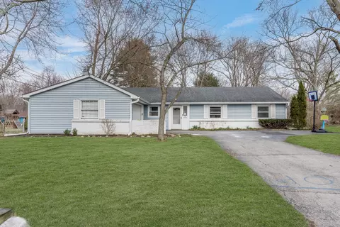 1742 Alimingo Dr, Indianapolis, IN 46260