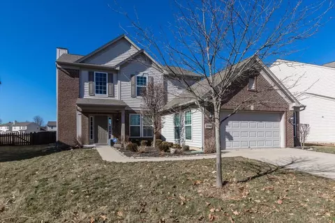 12802 Bristow Ln, Fishers, IN 46037