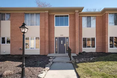 559 E Hunters Dr #A, Carmel, IN 46032