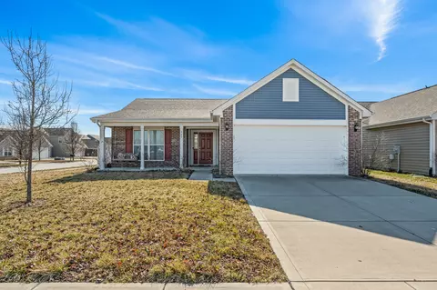 945 Fieldstone Dr, Franklin, IN 46131