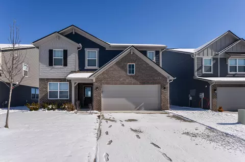 2380 S Carlota Dr, New Palestine, IN 46163