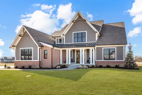 8079 Abington Ct, Zionsville, IN 46077