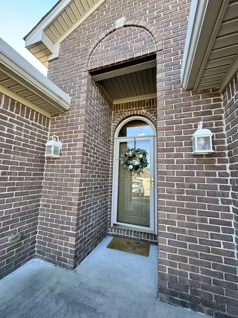 3176 Potomac Ct, Columbus, IN 47203