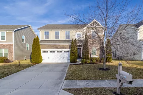 12321 Hawks Nest Dr, Fishers, IN 46037