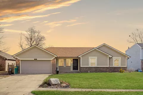 935 Brendon Dr, Plainfield, IN 46168
