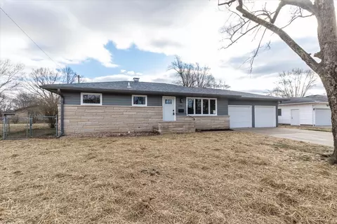 2741 Poplar Dr, Columbus, IN 47203