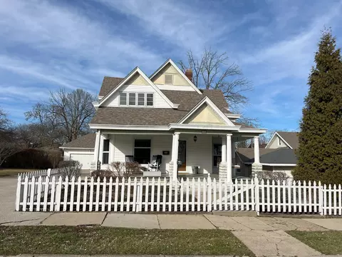 338 E Hendricks St, Greensburg, IN 47240