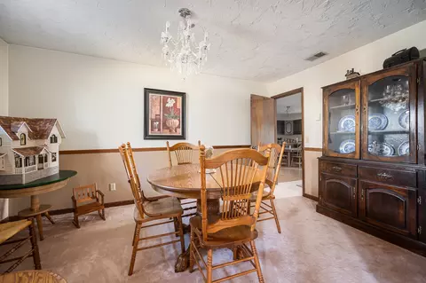 Dining - 6873 E 1100 N, Pendleton, IN 46064 photo 1 of 2