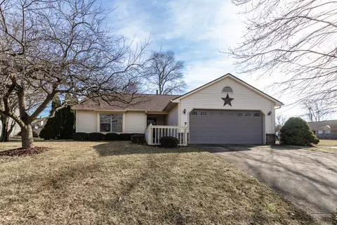 177 Independence Rd, Greenfield, IN 46140