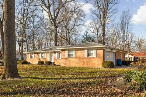 7038 Camelot Ct, Indianapolis, IN 46214