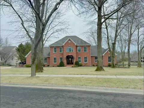 6015 Channel Dr, Columbus, IN 47201