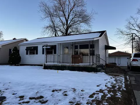 769 Howard St, Shelbyville, IN 46176