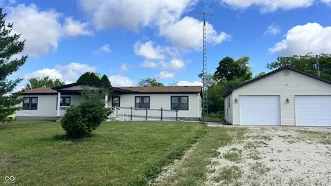 9366 W 500 N, Farmland, IN 47340