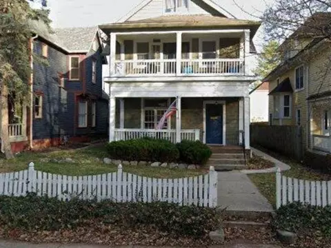 965 Woodruff Place Middle Dr, Indianapolis, IN 46201