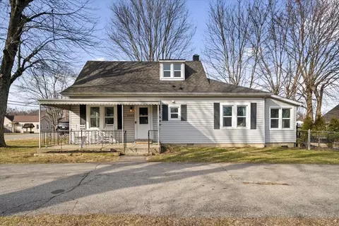 8204 E Hanna Ave, Indianapolis, IN 46239