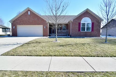 2690 Oak Dr, Clayton, IN 46118
