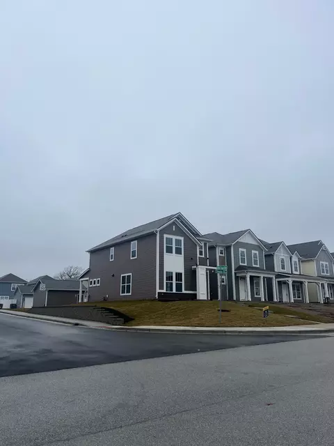 322 Steeples Blvd, Indianapolis, IN 46222