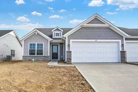 137 Maxim Ct, Cumberland, IN 46229