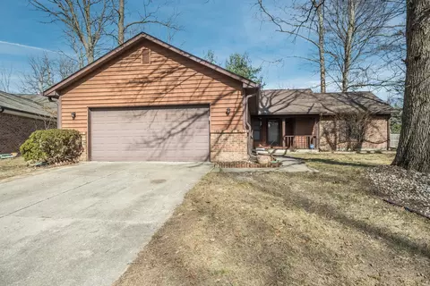 4344 Ashwood Dr, Indianapolis, IN 46268