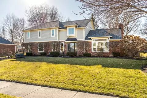 677 Smokey Ln, Carmel, IN 46033