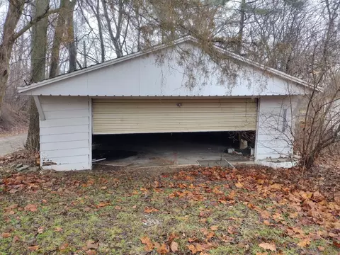 Other - 2458 E Knowles St, Clinton, IN 47842 photo 2 of 5