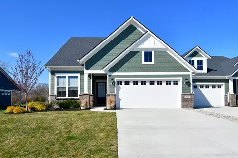 9090 Stone Trace Blvd, Avon, IN 46123