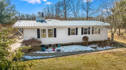 12137 Barrett Rd, Moores Hill, IN 47032