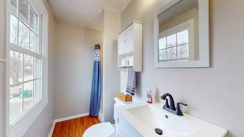 Bath - 609 Brentwood Dr E, Plainfield, IN 46168 photo 1 of 3