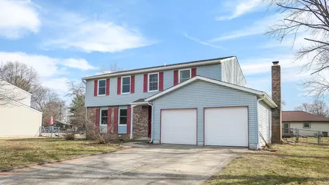 Exterior - 609 Brentwood Dr E, Plainfield, IN 46168 photo 11 of 11