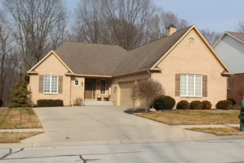4390 Nottinghill Dr, Avon, IN 46123