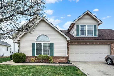1256 Vicksburg South Dr, Greenwood, IN 46143