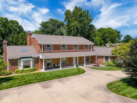3531 Shoshonee Dr, Columbus, IN 47203