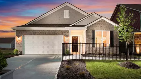 2173 Kenwood Ln, Columbus, IN 47201