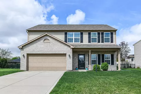 2050 Heathermor Dr, Avon, IN 46123