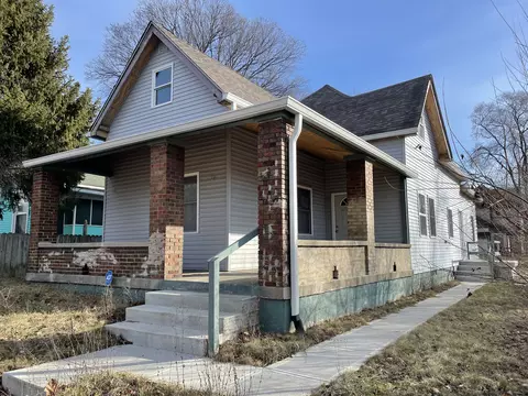 15 N Tacoma Ave N, Indianapolis, IN 46201